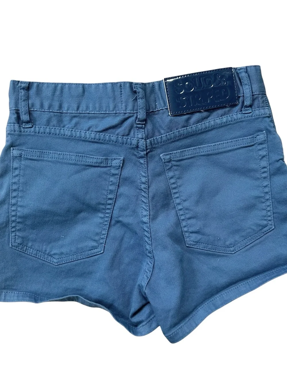 SOLID & STRIPED brand solid